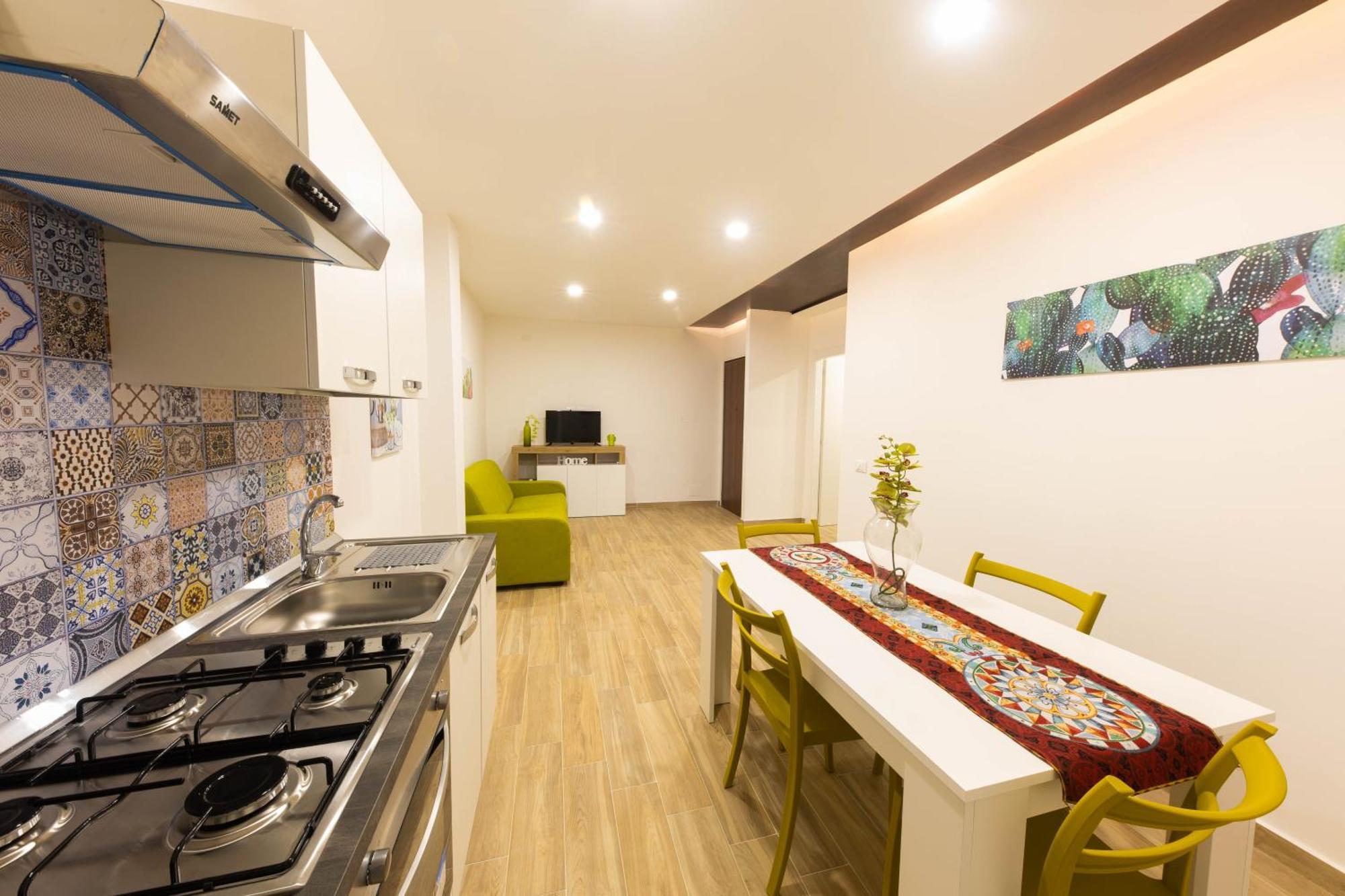 I Re Di Sicilia 2 Apartment ปาแลร์โม ภายนอก รูปภาพ