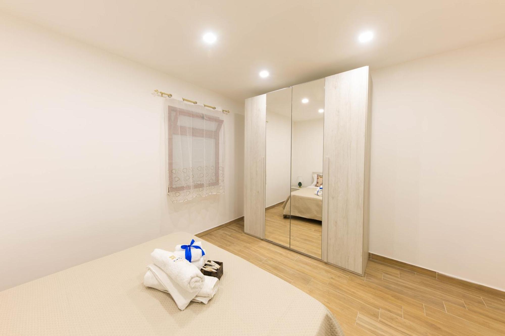 I Re Di Sicilia 2 Apartment ปาแลร์โม ภายนอก รูปภาพ