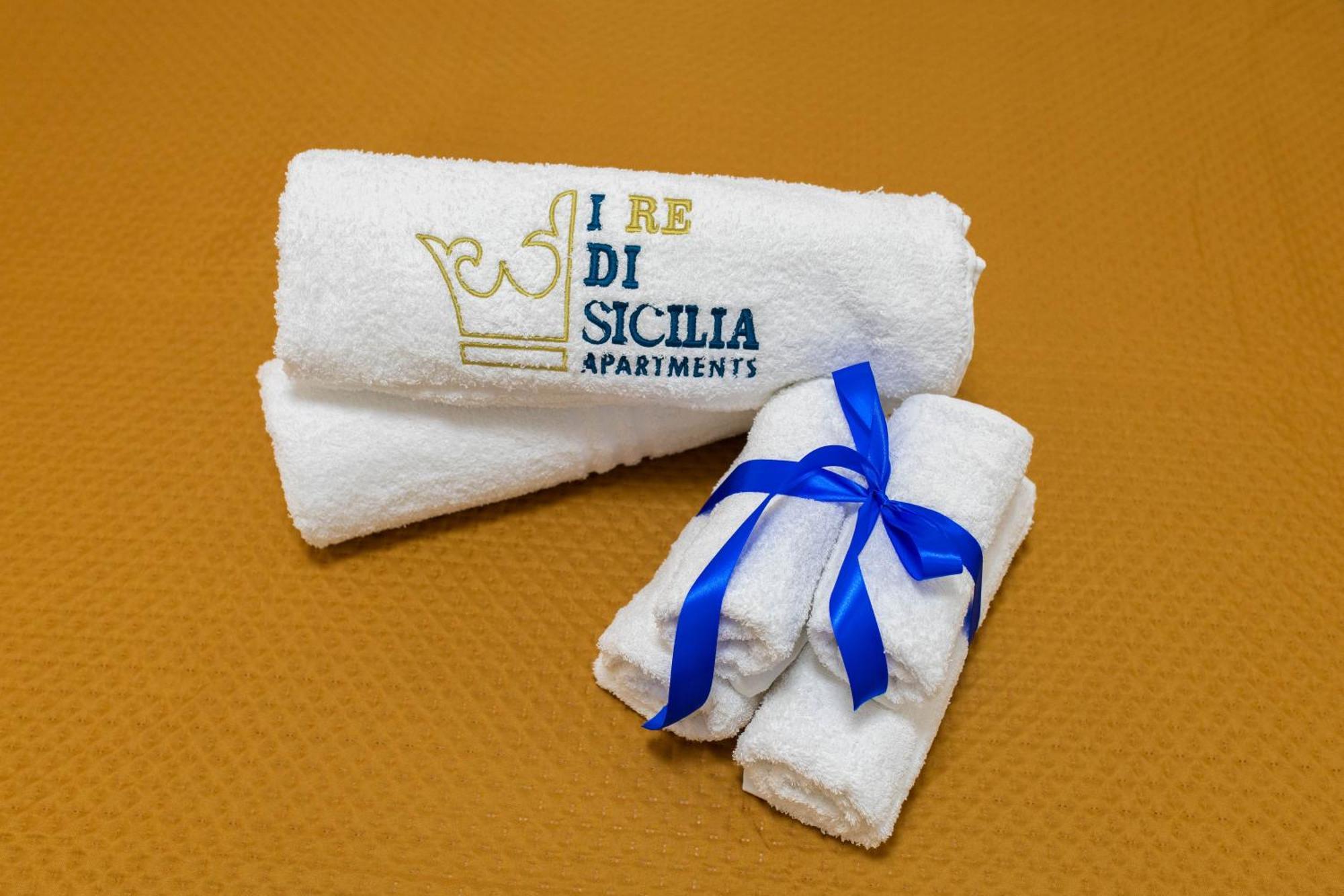 I Re Di Sicilia 2 Apartment ปาแลร์โม ภายนอก รูปภาพ